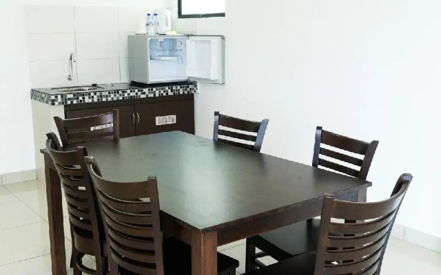 Marina Heights Resort