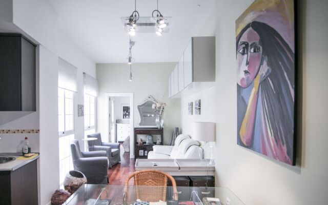 Cozy and Quiet Apartment in Town Centre