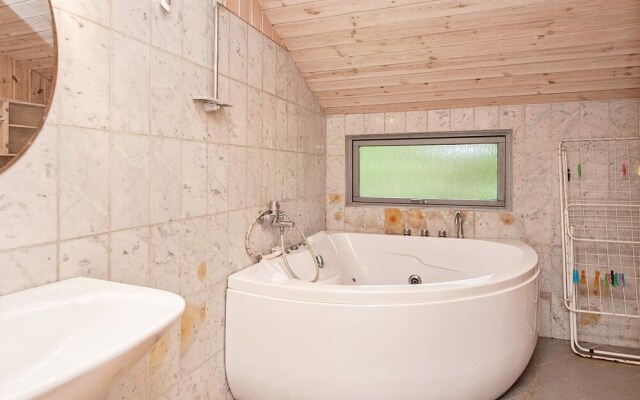 Tranquil Holiday Home in Jutland With Whirlpool