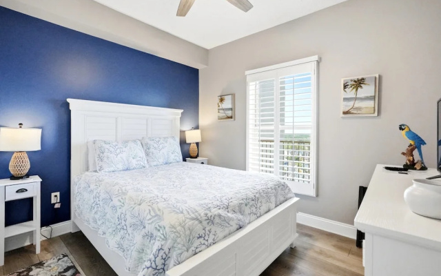 Relaxing Beachfront Condo with Beach Access - Unit 1603 by RedAwning