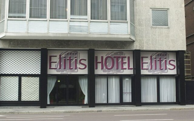 Elitis Hotel