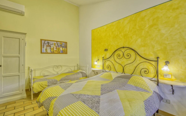 Mustard apt With Shared Pool