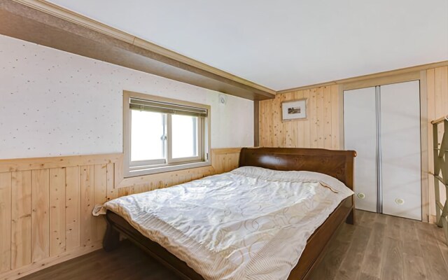 Buan Cheongja Pension