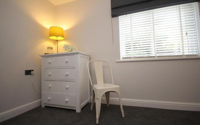 The Courtyard Apartment