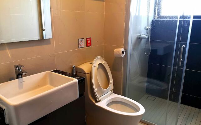 Tranquil Seaview 2 @ Danga Bay