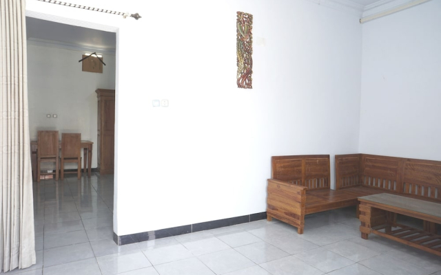 OYO Life 92886 Rumah Nyaman Radhika 2 Syariah