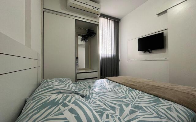 Estúdio calmo ao lado do parque