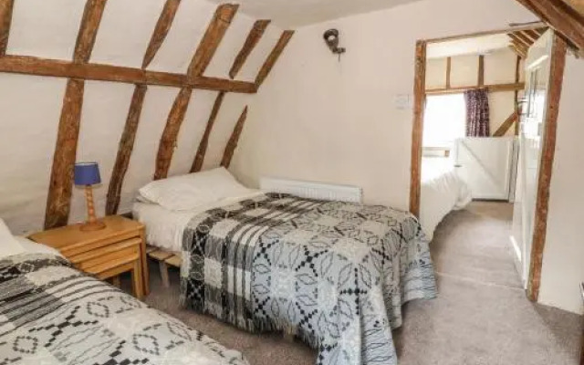 186 Clay Street, Eye