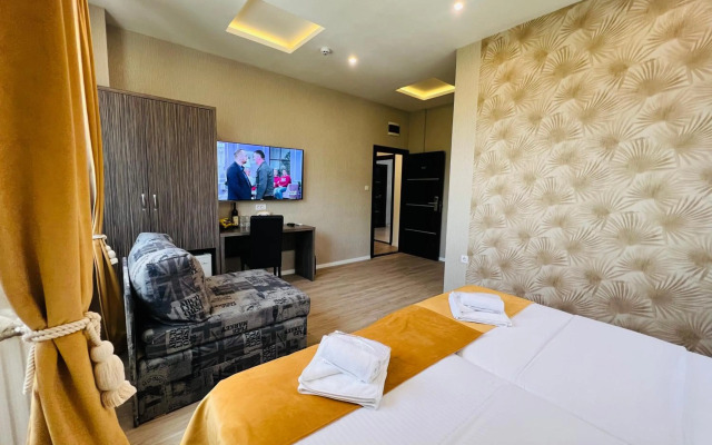 Side One Design Hotel