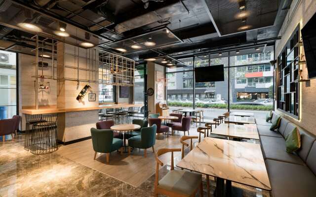 Park Inn by Radisson Izmir