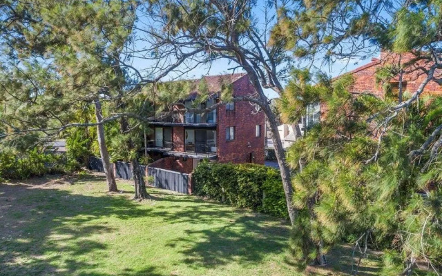 Unit 4 Weyba Lodge Noosa