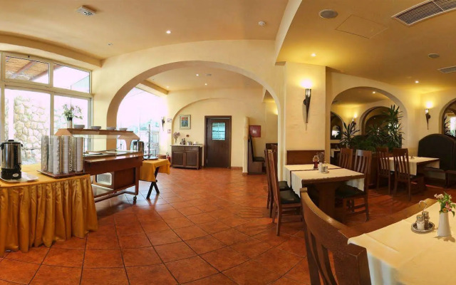 Hotel Perla