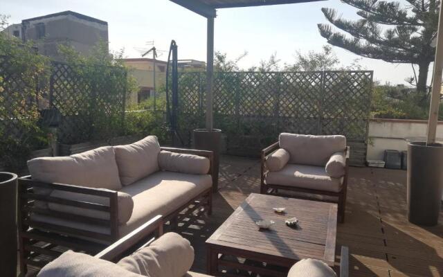 Panoramic Apartment with Terrace in Cagliari Heart Q4832