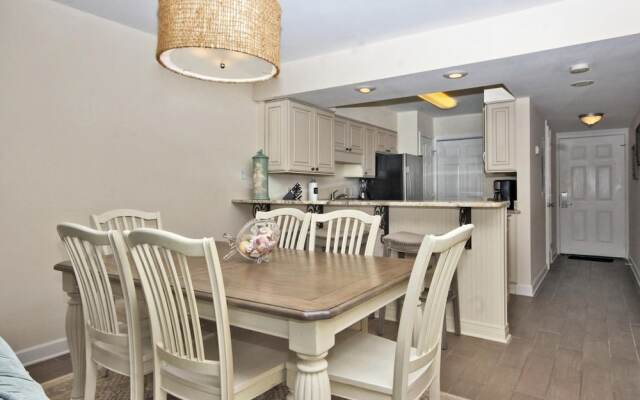 Boardwalk 485 by Youngs Suncoast