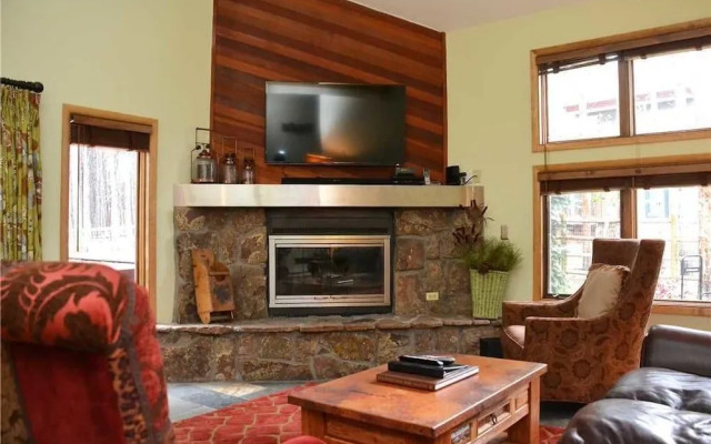 White Cloud Drive by RedAwning