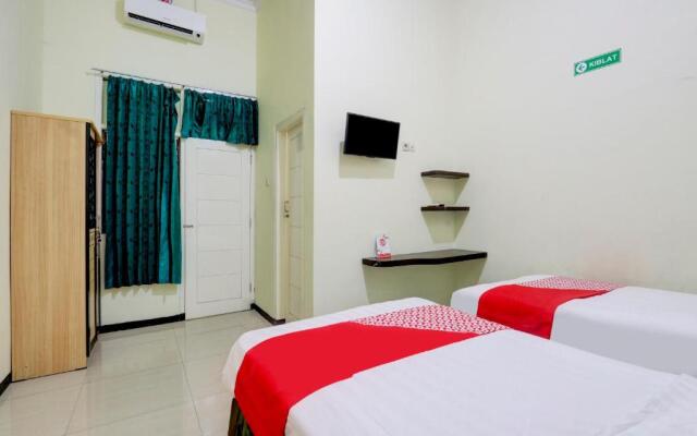OYO 90709 Djati Guest House