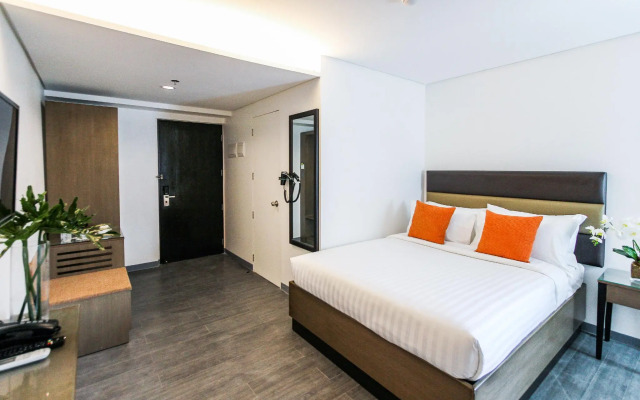 Privato Makati