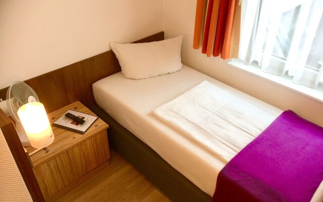 Hotel Triton