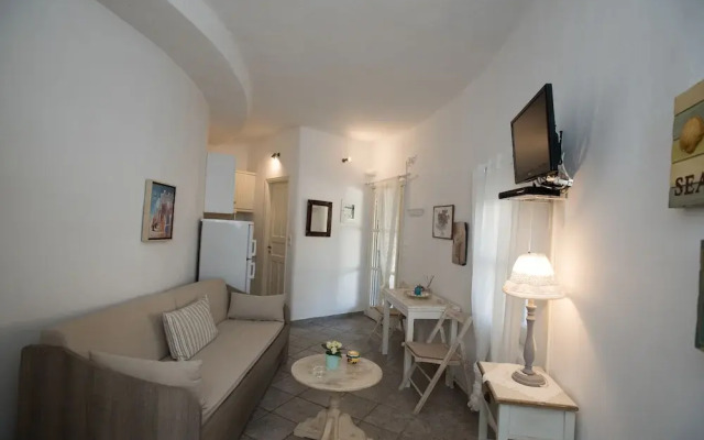 Villa Anemoessa Royal Violet with pool