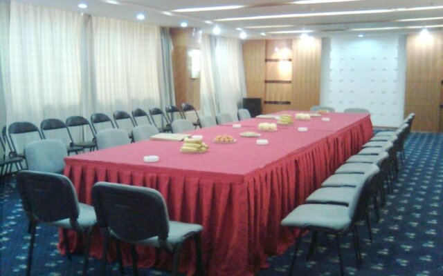Jinhe Hotel
