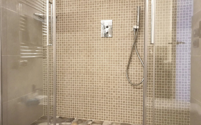 Faro di Punta Fenaio