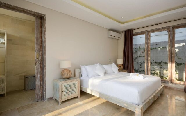 Adinda Balangan Beach Villa