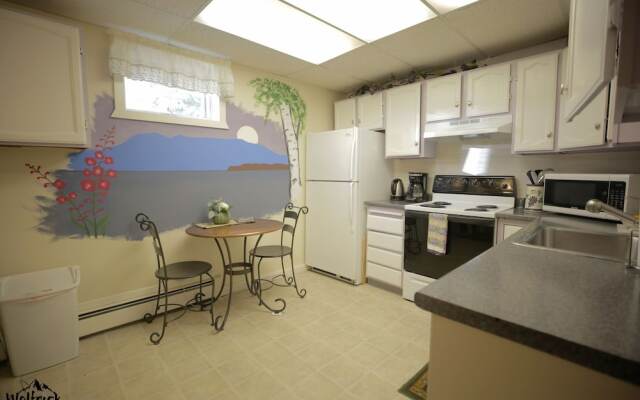 Jewel Lake Bed and Breakfast