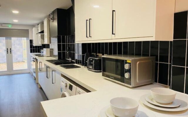 Townhouse Plus @ Lower Beth Street Stoke