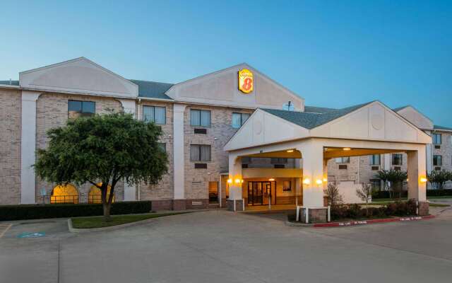 Super 8 by Wyndham Garland North Dallas Area