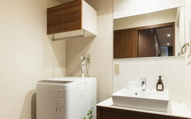 Grand Base Hakata Gofuku