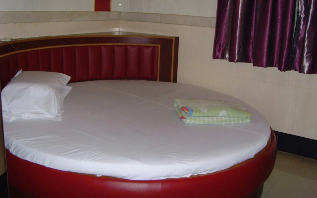Long Yuen Hotel