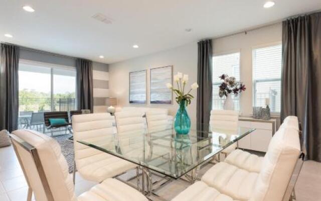 Encore Fantasy Eight-Bedroom Villa