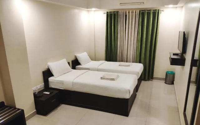 Aura Residency