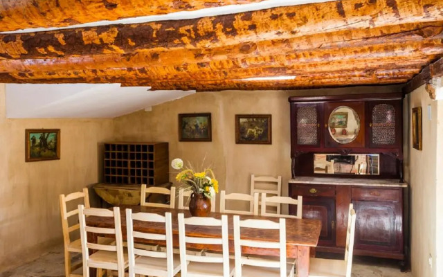 Apartamentos Casa Samper