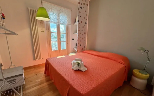 Beautiful Bright Flat With 2 Balconies
