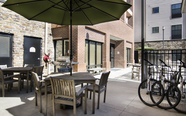 Mainstay Suites Rogers