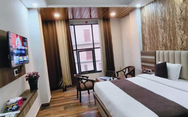 Lotus Infinity Hotel Haridwar by Akshay