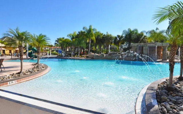 Paradise Palms - 5 BR Villa with fully equipped kitchen! - FVV 40479