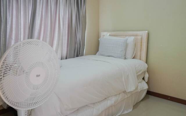 Sea View 2BR Apartment at Green Bay Condominium