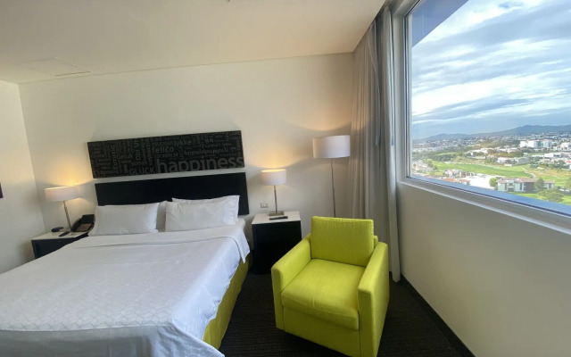 Holiday Inn Express Hotel And Suites Puebla Angelopolis