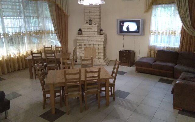 FreeDOM Guesthouse