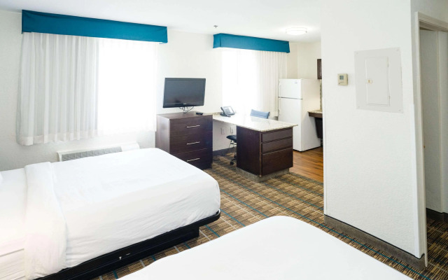 Mainstay Suites Knoxville Airport
