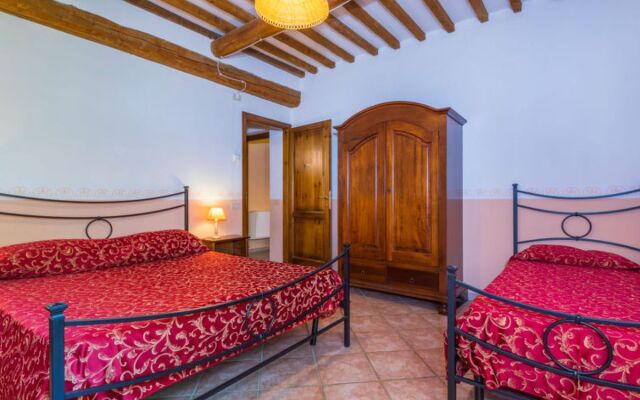 House Daino Riparbella 32694