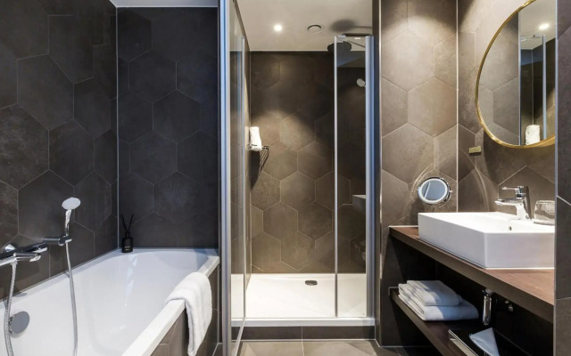 The James Hotel Rotterdam