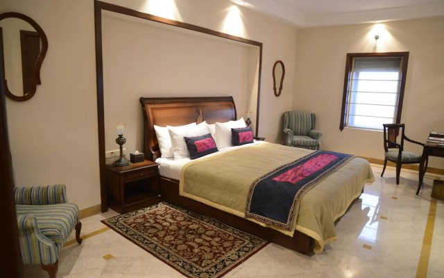 The Lalit Laxmi Vilas Palace