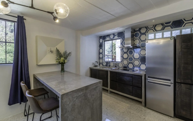 Cuale Condo Retreats