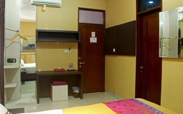 RedDoorz @ Natuna