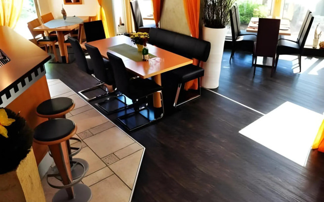 Amalienburg Boutique & Boarding Hotel
