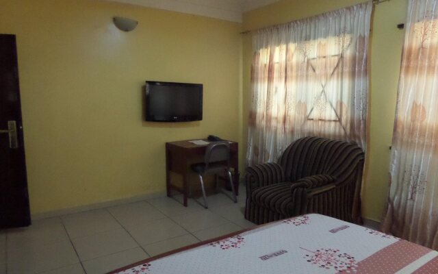 Kats Star Guest House