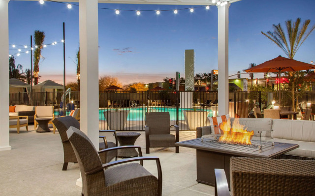 Cambria Hotel Phoenix Chandler - Fashion Center